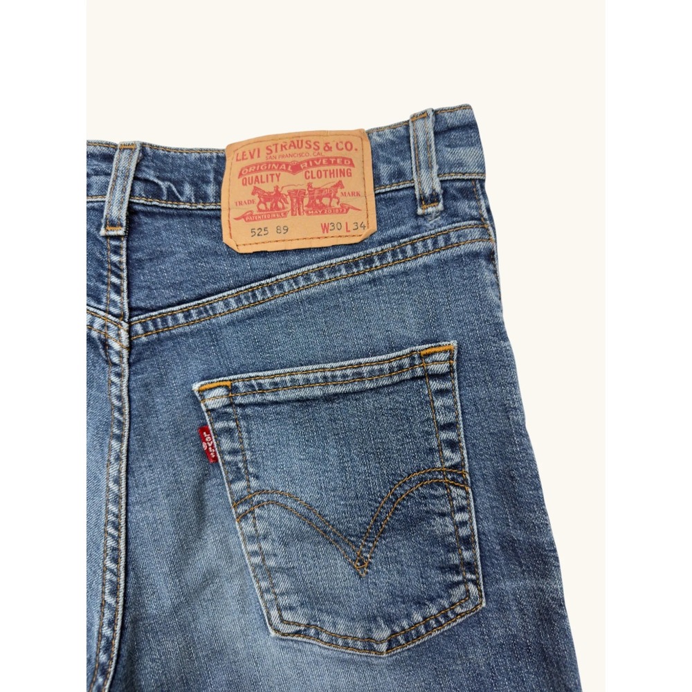 Levis 525 89 Denim Shorts Medium Wash Raw Hem High Rise Cut Offs W30 L34